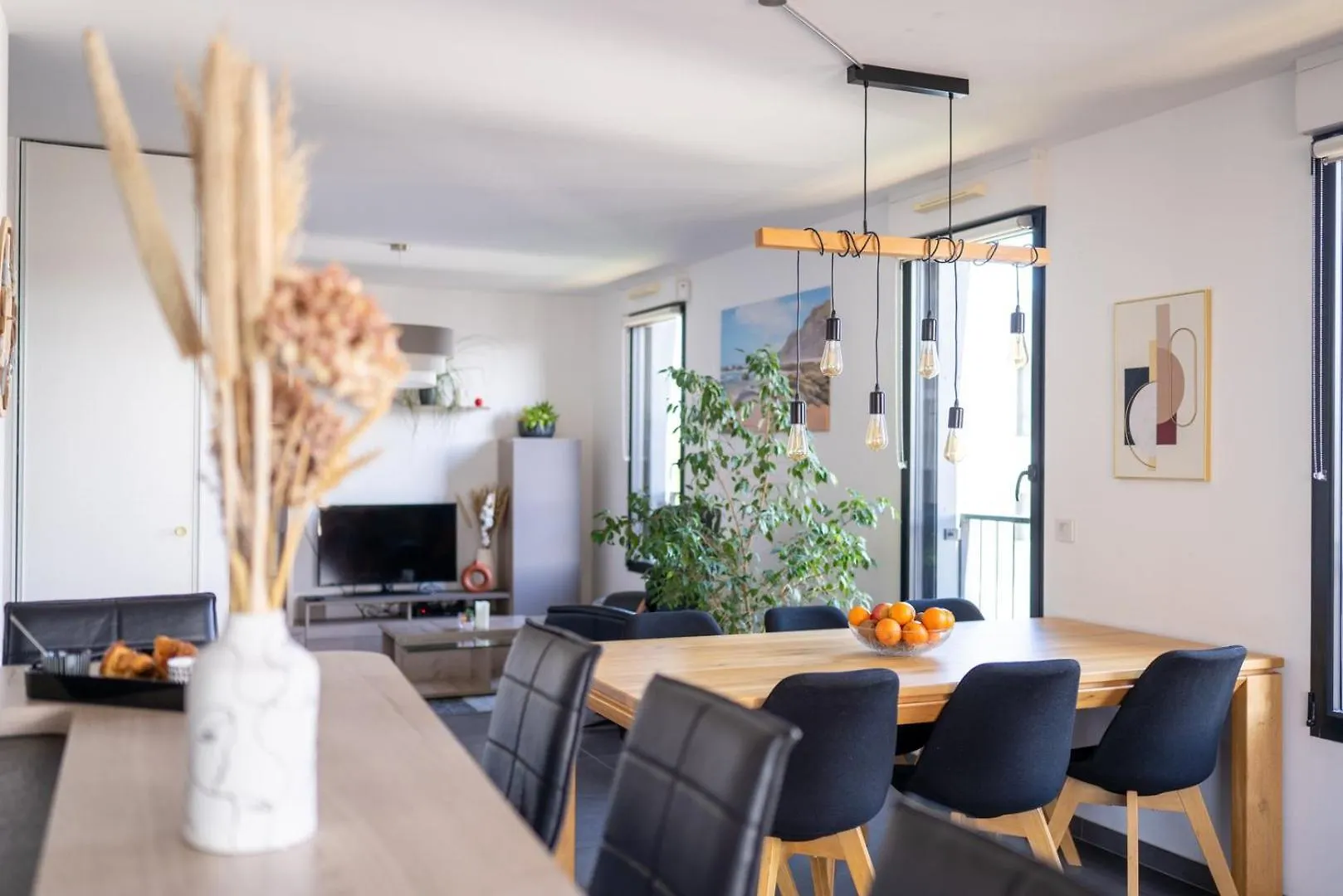 Guestready - Chic Stay With Jacuzzi And Parking Lyon Frankrijk